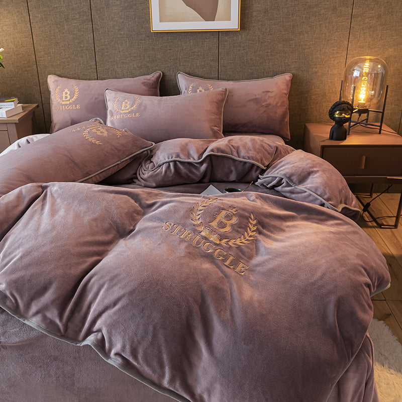 AuraHome Graphene Ritual - Quantum Cloud Velvet Bedding Set